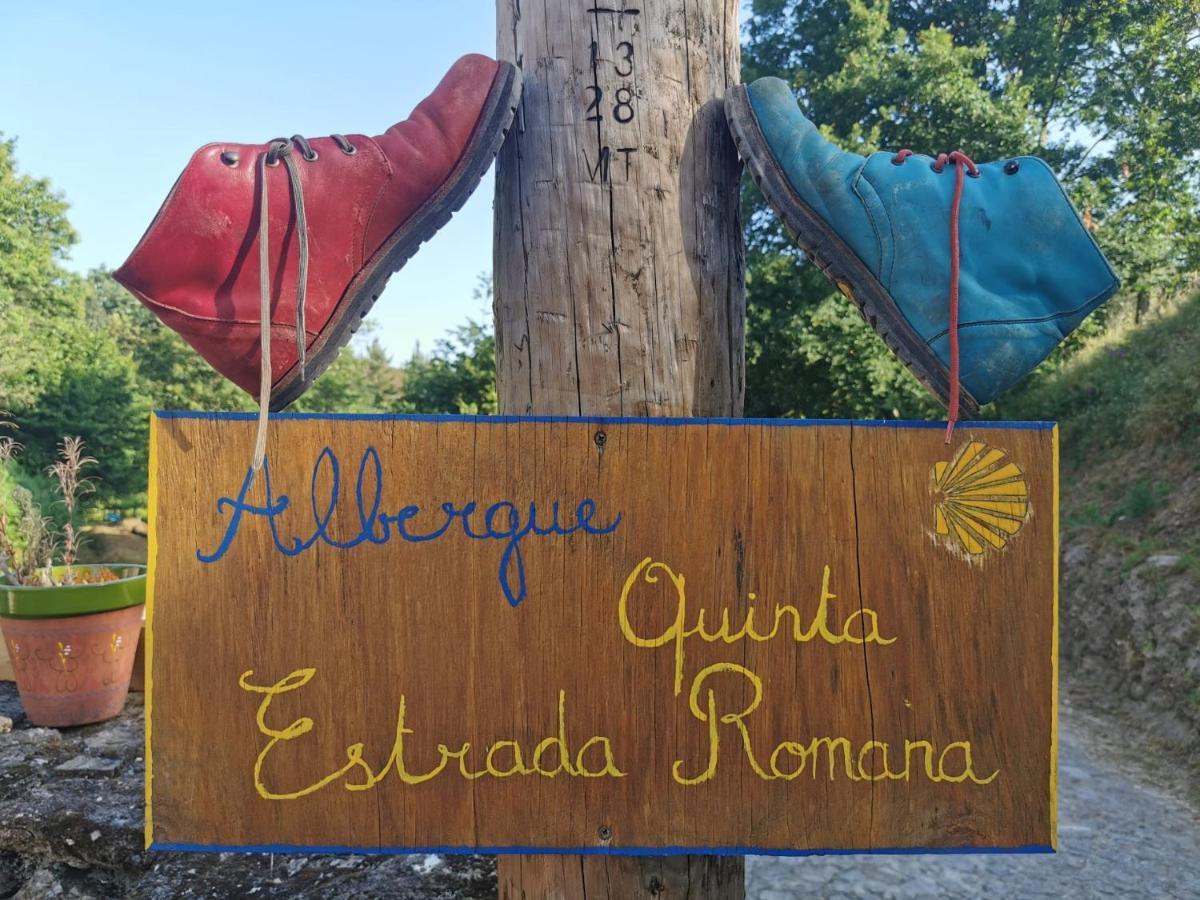 Quinta Estrada Romana - Albergue De Peregrinos Cerdal ภายนอก รูปภาพ